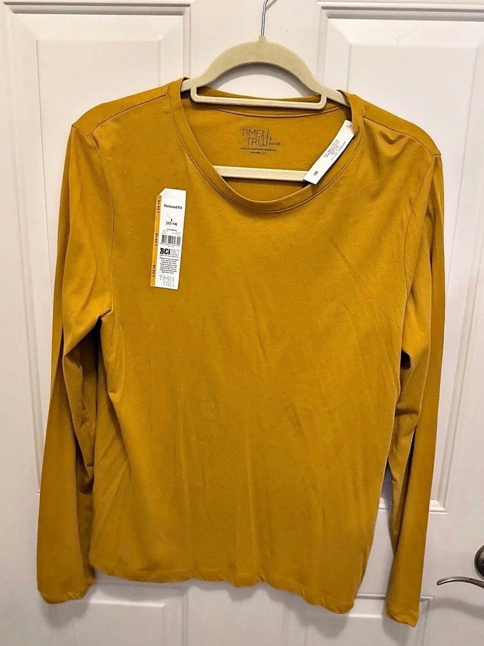 Time and Tru Relaxed Fit Long Sleeve Tee Yellow Large
